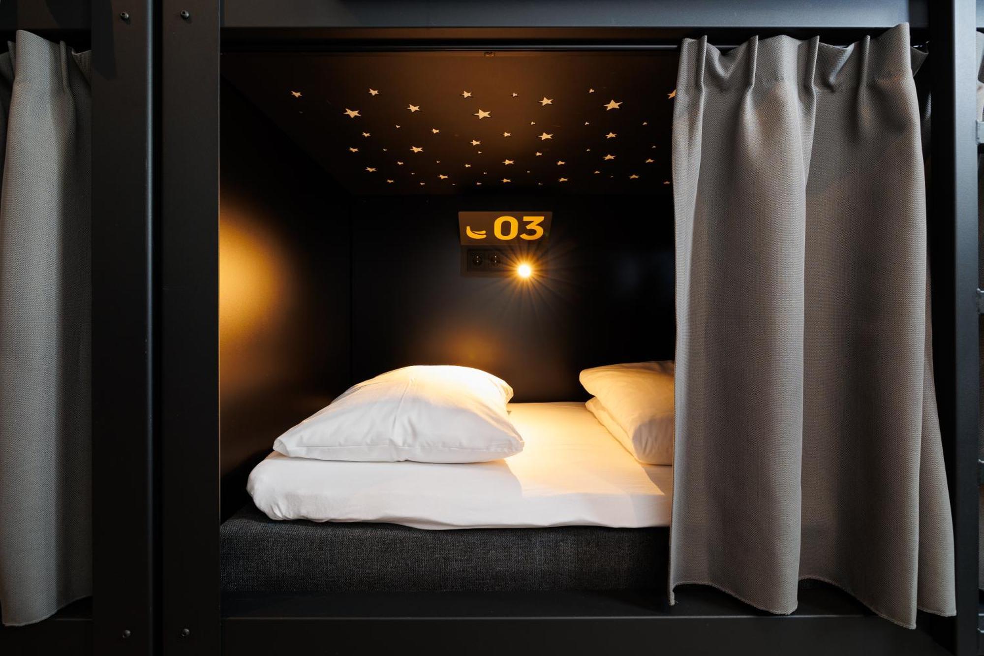 Little Monkey Hostel 恩斯赫德 外观 照片